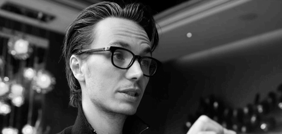 Azzaro encuentra relevo para Alvarno: ficha a un ex Elie Saab y Balenciaga como nuevo director creativo